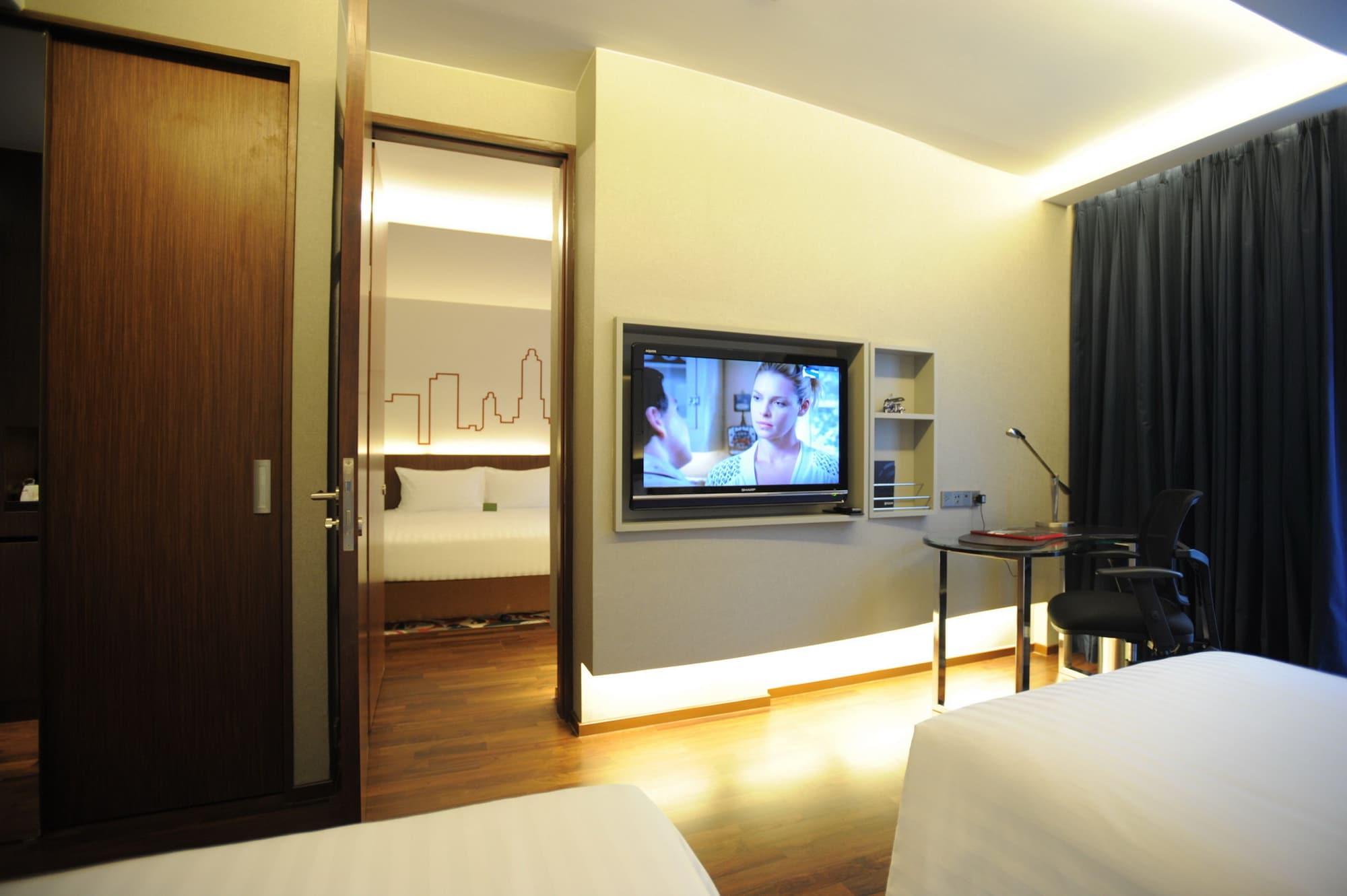 Galleria Sukhumvit 10 Bangkok By Compass Hospitality Hotel Luaran gambar