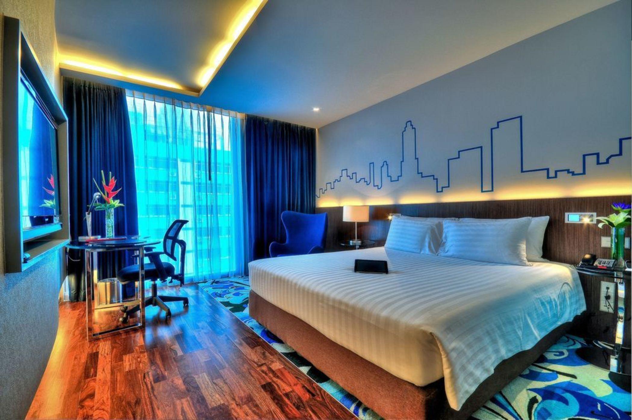 Galleria Sukhumvit 10 Bangkok By Compass Hospitality Hotel Luaran gambar