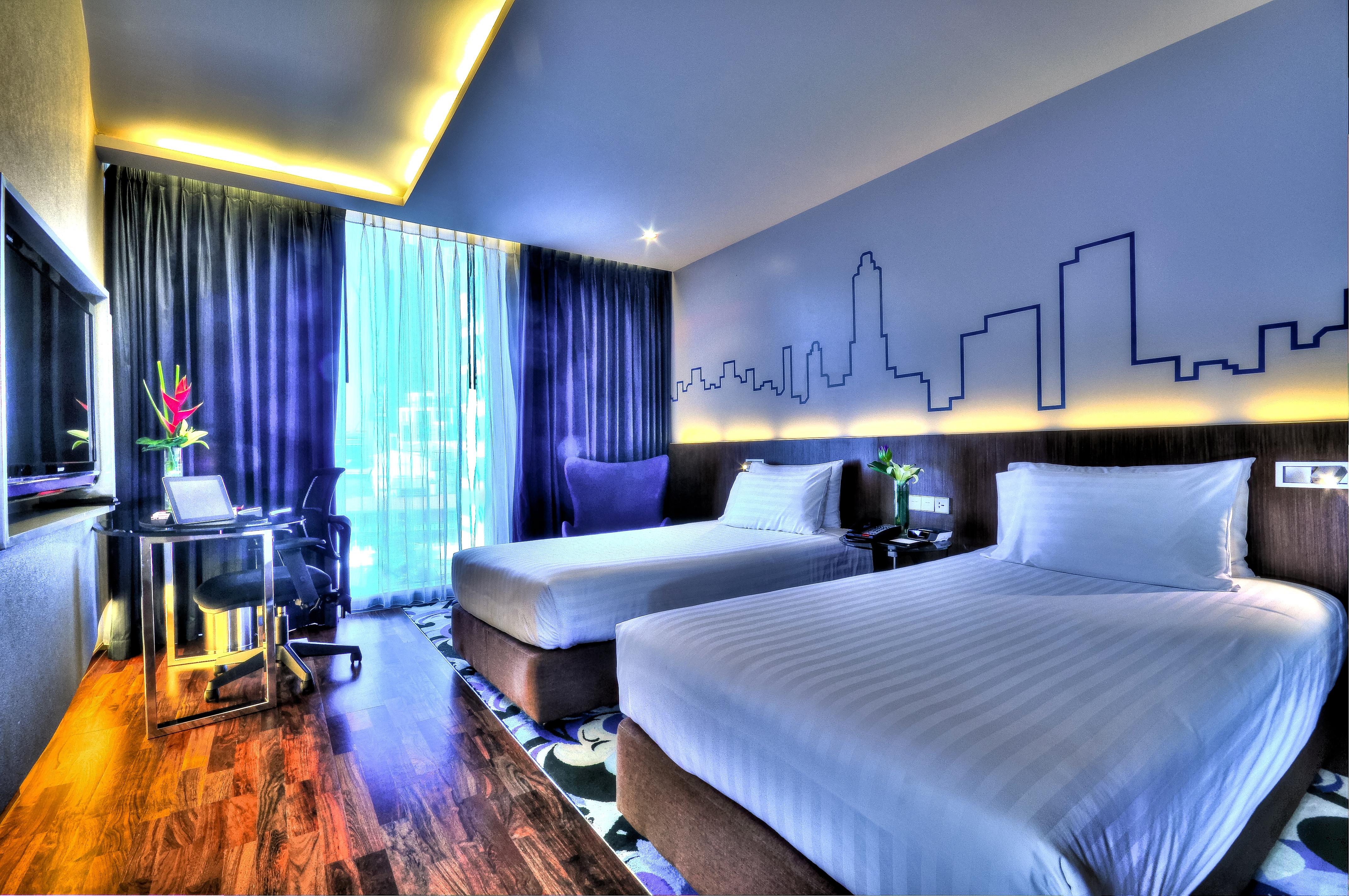 Galleria Sukhumvit 10 Bangkok By Compass Hospitality Hotel Luaran gambar