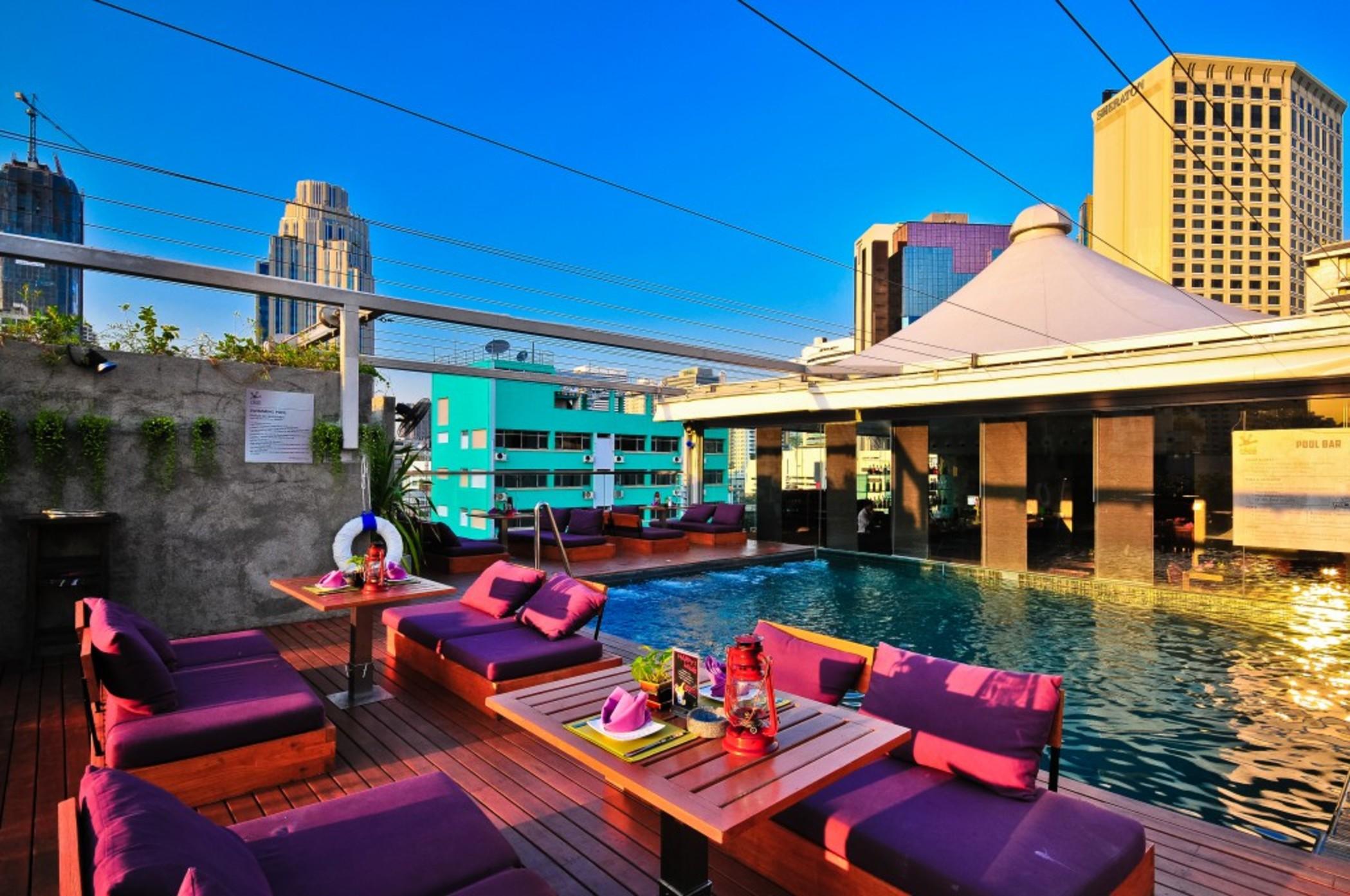 Galleria Sukhumvit 10 Bangkok By Compass Hospitality Hotel Luaran gambar