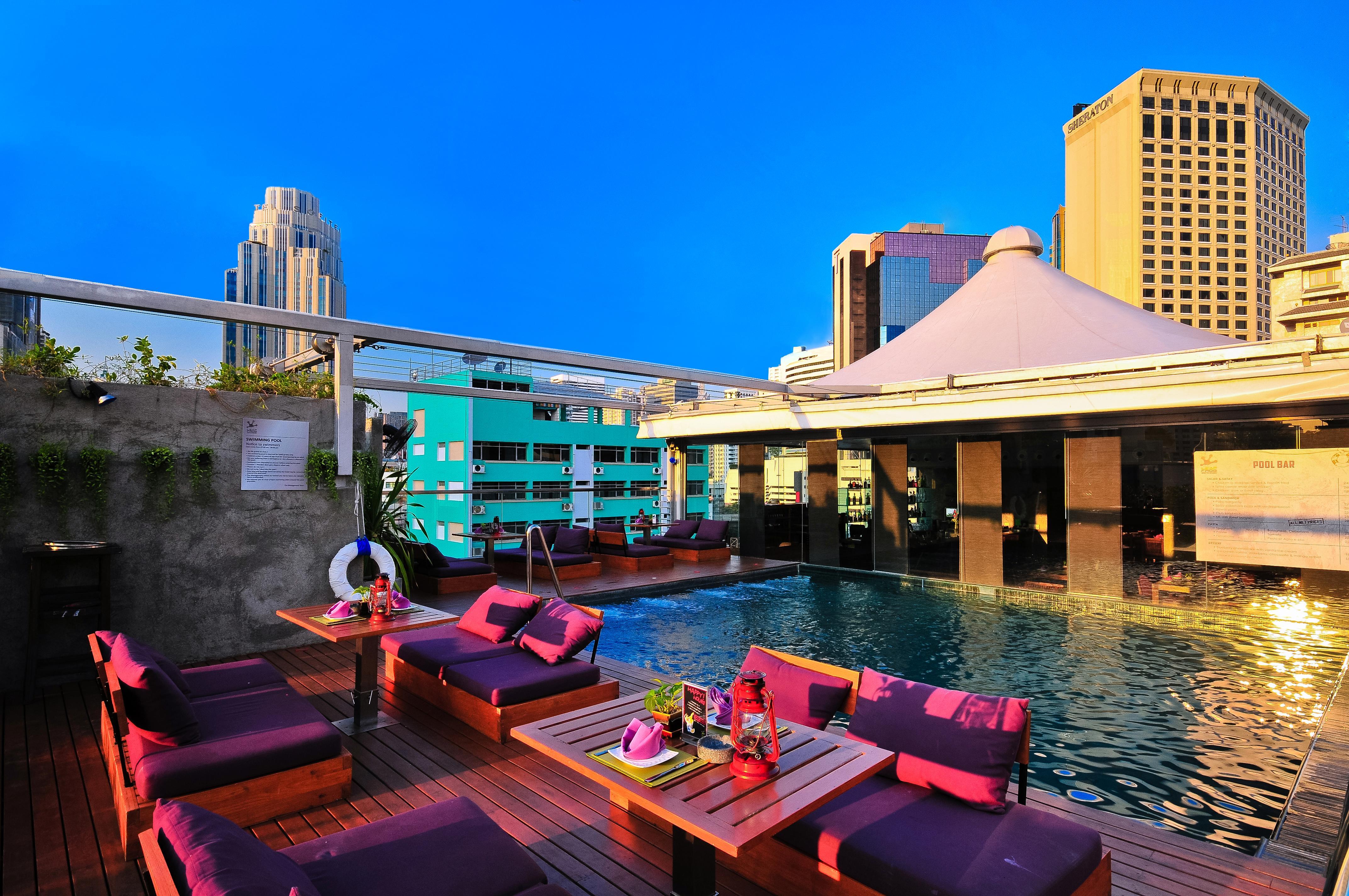 Galleria Sukhumvit 10 Bangkok By Compass Hospitality Hotel Luaran gambar