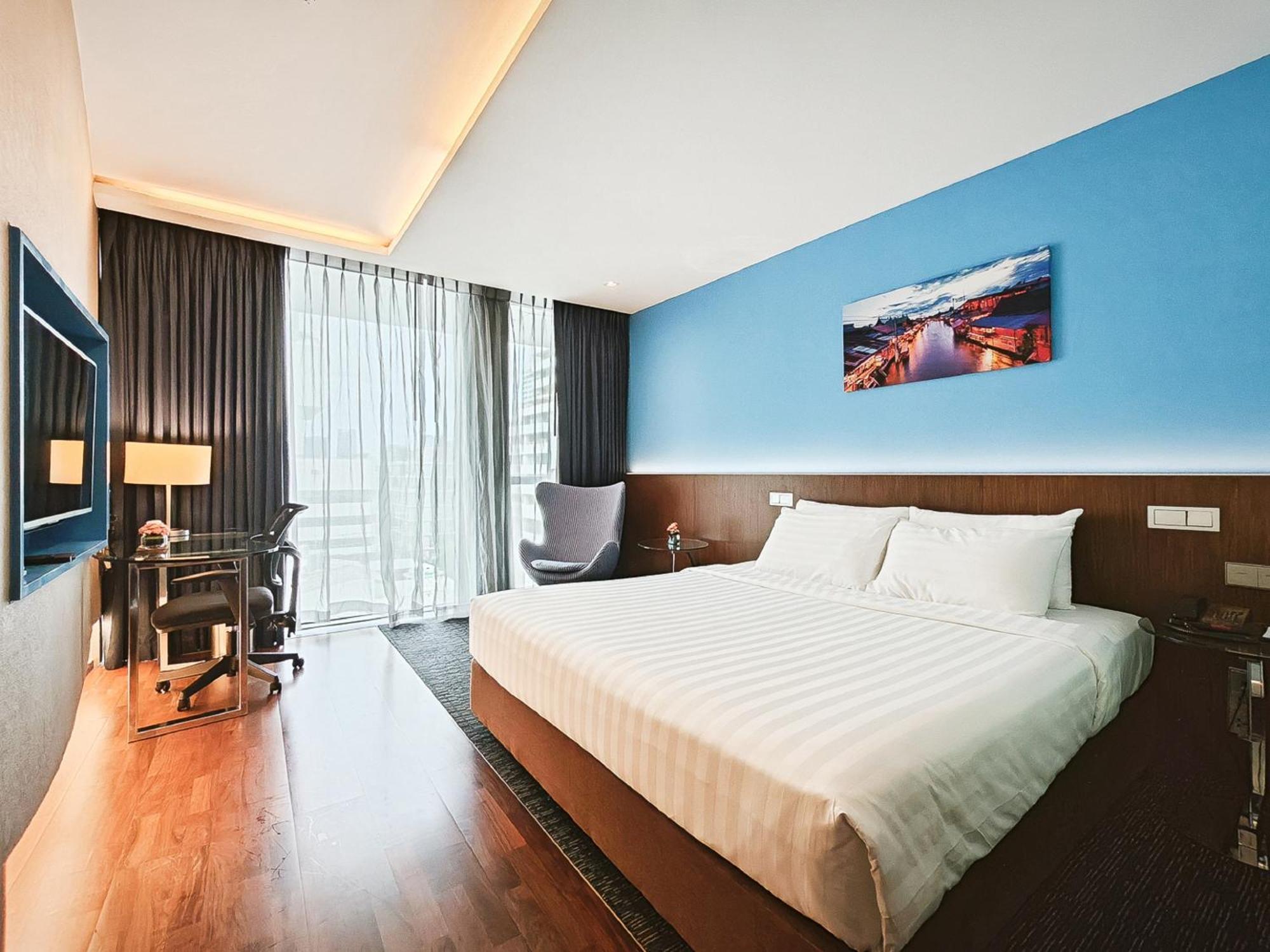 Galleria Sukhumvit 10 Bangkok By Compass Hospitality Hotel Luaran gambar